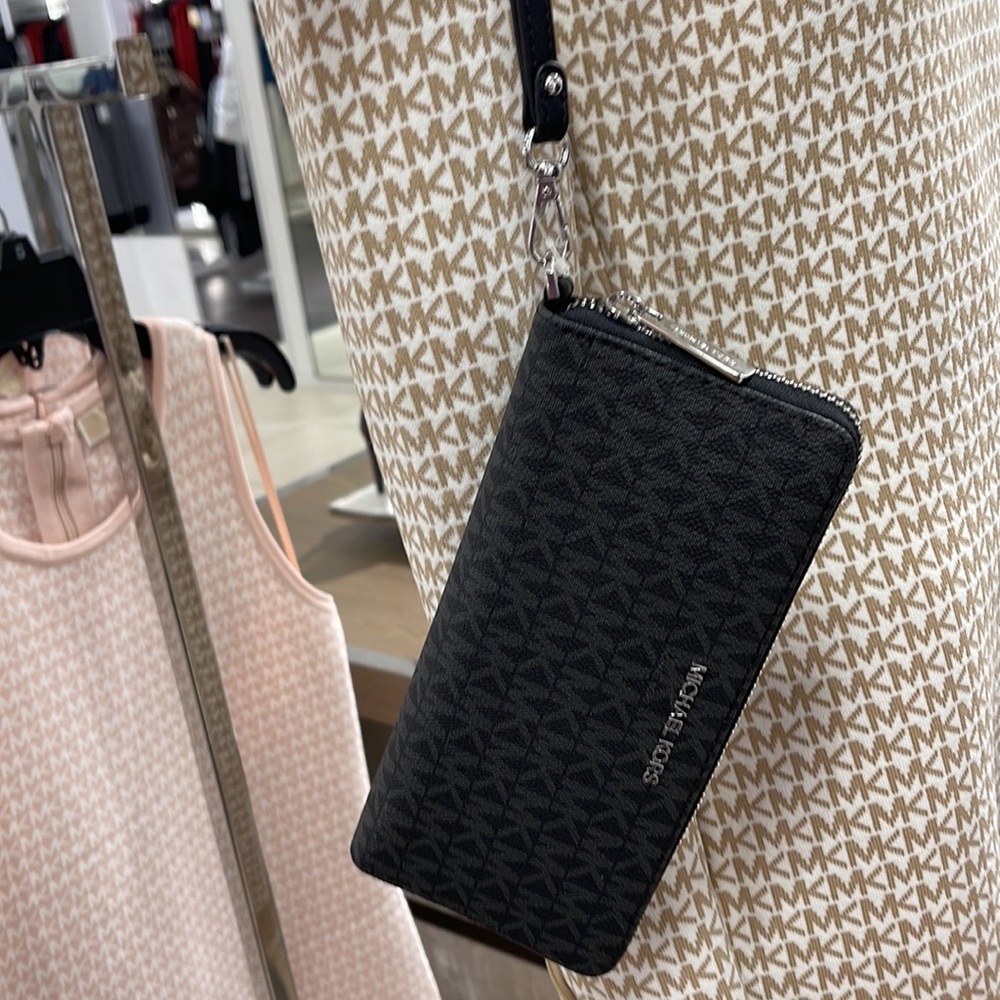 Michael Kors Jet Set Travel Large Travel CONTINENTAL wallet-wristlet-phoneholder - Picture 5 of 16